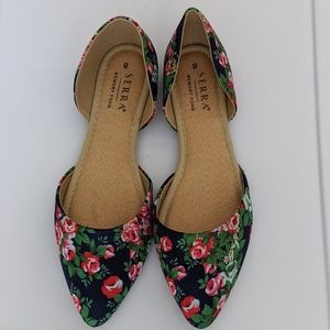 Serra Memory Foam floral design flats size 8